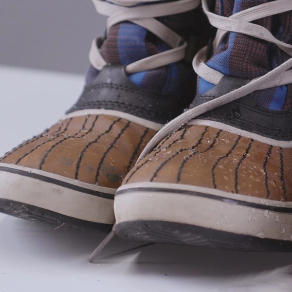 Gear Aid Revivex Fabric Water Repellent 4oz 4 Gear Aid Revivex Fabric Water Repellent 4oz - Image 2